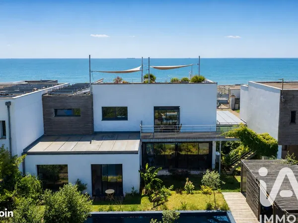 Maison 5 pièces 200 m²