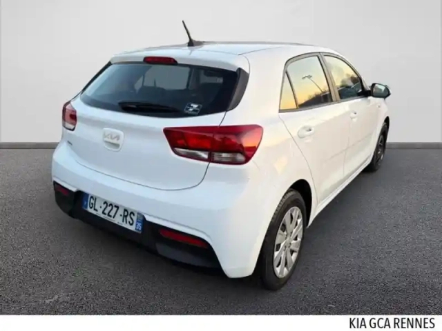 Kia Rio 1.2 dpi 84ch motion — photo 2