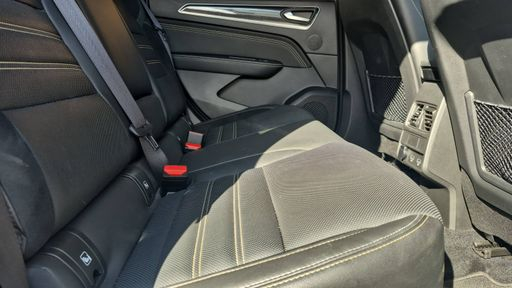 Renault Arkana 1.6 E-Tech 140 Hybride BVA6 - Techno – 2022 – 69739 km – Hybride essence – Boîte Automatique — photo 28