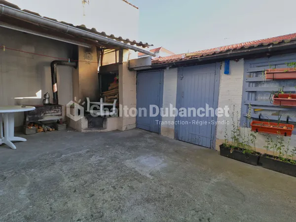 Roanne, Immeuble ou maison de ville de 117.22 m²