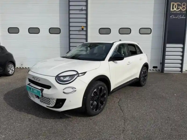 Fiat 600 1.2 hybrid turbo 145ch la prima edct6