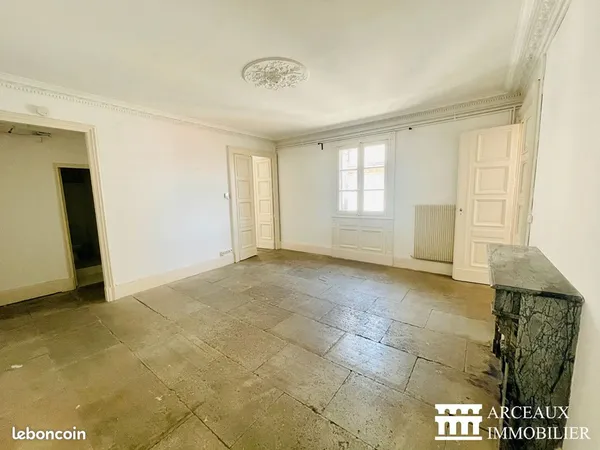 Appartement 2 pièces 64 m²