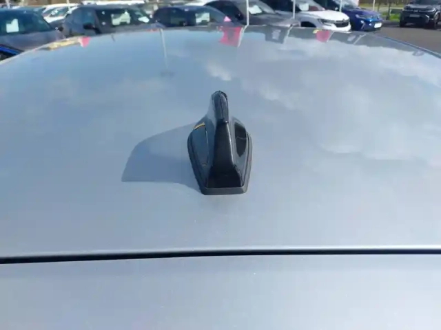 Renault Captur mild hybrid 140 — photo 107