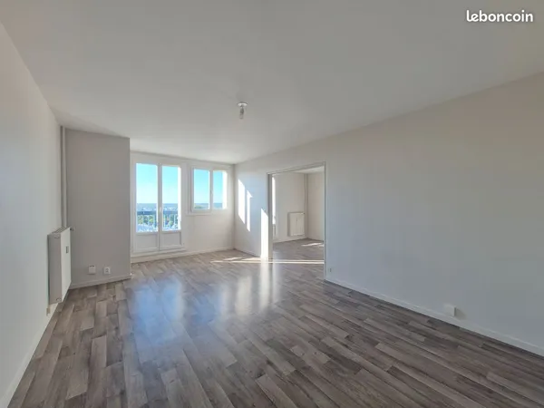 T2 de 64 m² - pièce à vivre lumineuse
