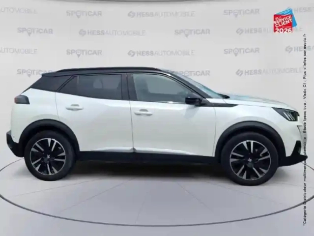 Peugeot 2008 e- 136ch gt pack — photo 4