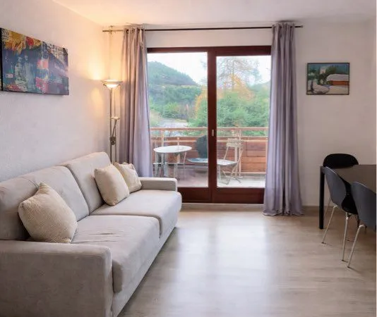 Studio 19 m² au pied des pistes - Le Sauze - Vue montagnes, balcon et parking privé