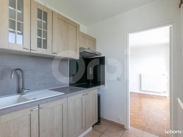 Studio 1 pièce 34 m²