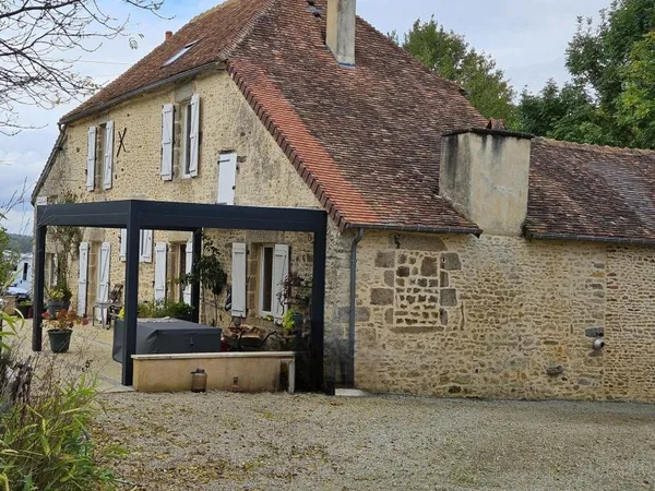 Maison + Gîte