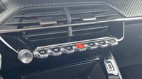 Peugeot 2008 1.2 PureTech 100ch S&S Style — photo 15