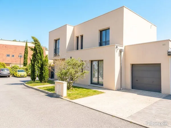 Maison contemporaine 150 m² — Rambouillet, résidence sécurisée
