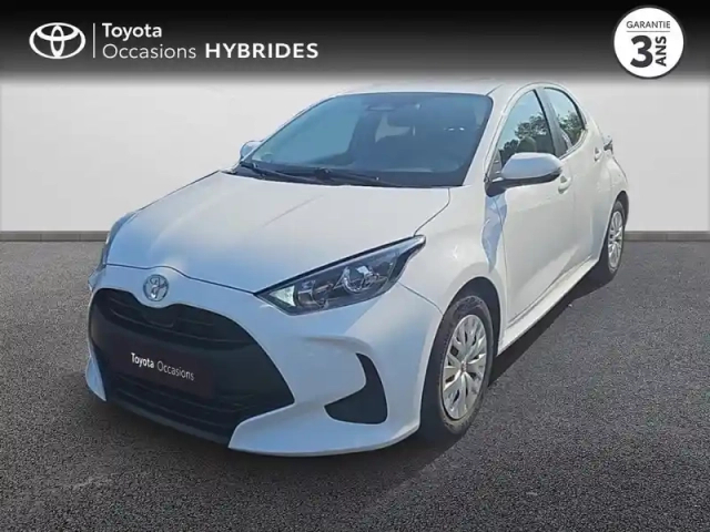 Toyota Yaris 116h dynamic 5p mc24