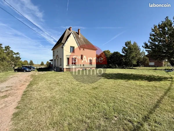 Maison 8 pièces 205 m²