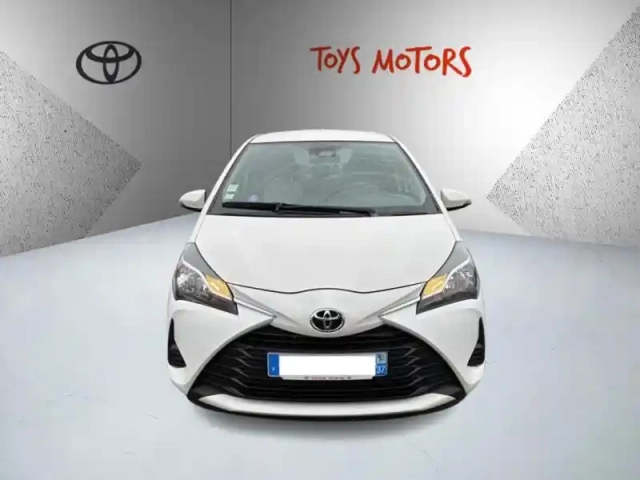 Toyota Yaris 70 vvt-i ultimate 1.0 69 ch — photo 8