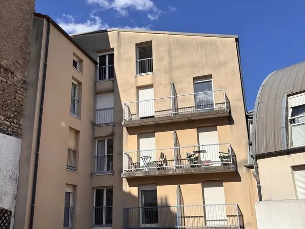 Studio 1 pièce 18 m²