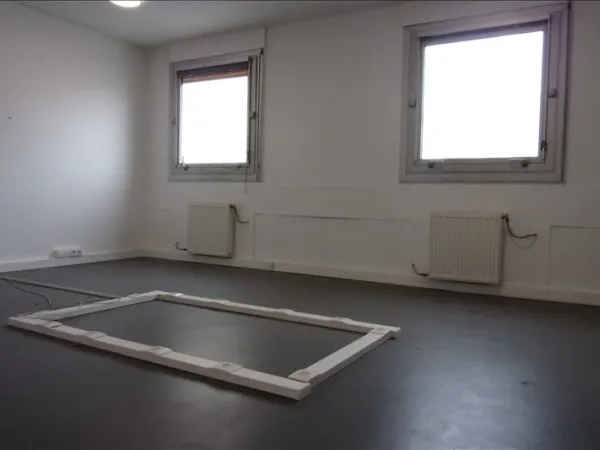 Bureau 70 m²