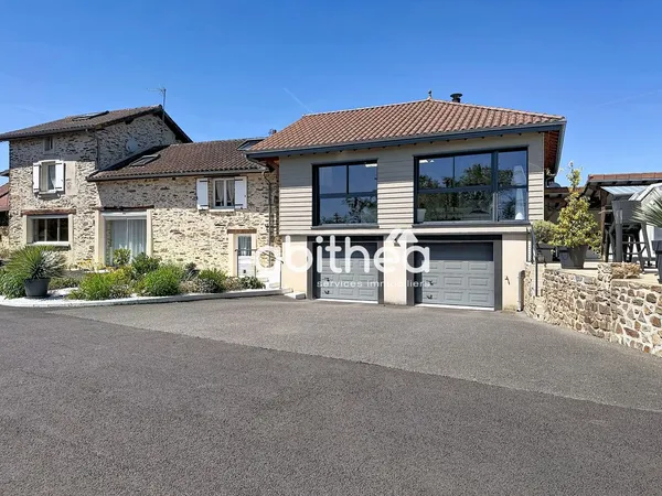 Villa 6 pièces 220 m²