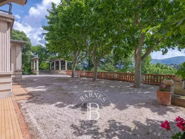 VENTE - MARSEILLE - LES 3 LUCS - HÔTEL PARTICULIER