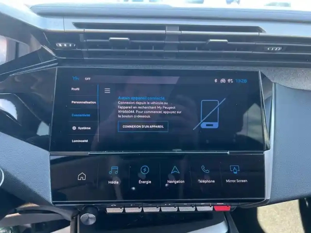 Peugeot 308 phev 180 e-eat8 — photo 39