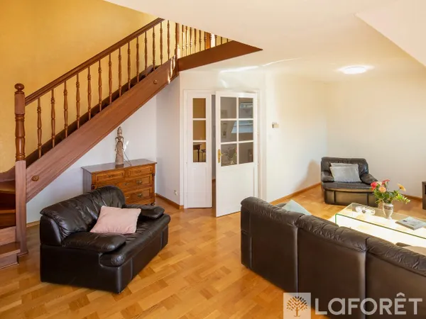Appartement 5 pièces 100 m²