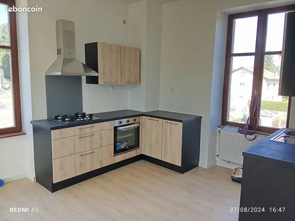 Loue appartement T4 en duplex de 98m²