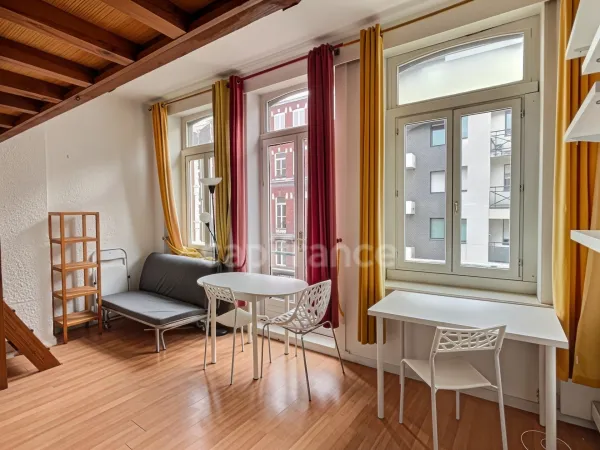 Studio 1 pièce 19 m²