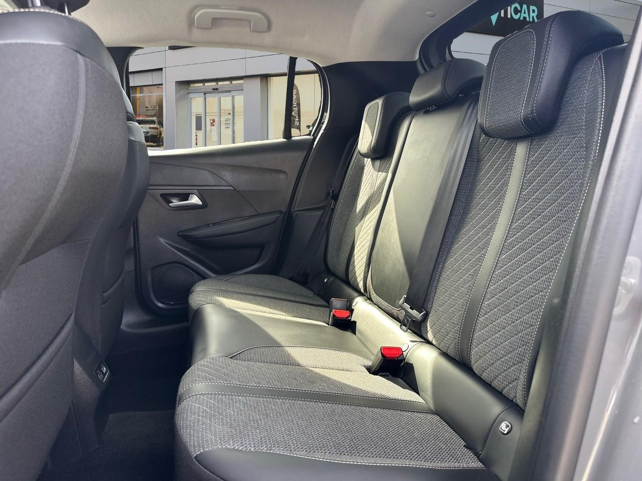 Peugeot 208 1.2 hybrid 110ch allure e-dcs6 — photo 10