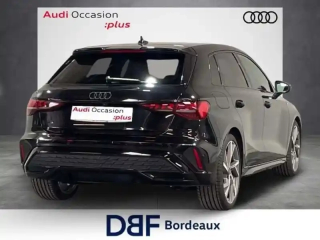 Audi A3 tfsi mild hybrid 150 s tronic 7 s line — photo 5