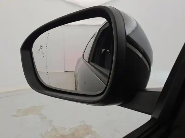 Renault Megane e-tech 220 ch autonomie confort gsr2 — photo 120