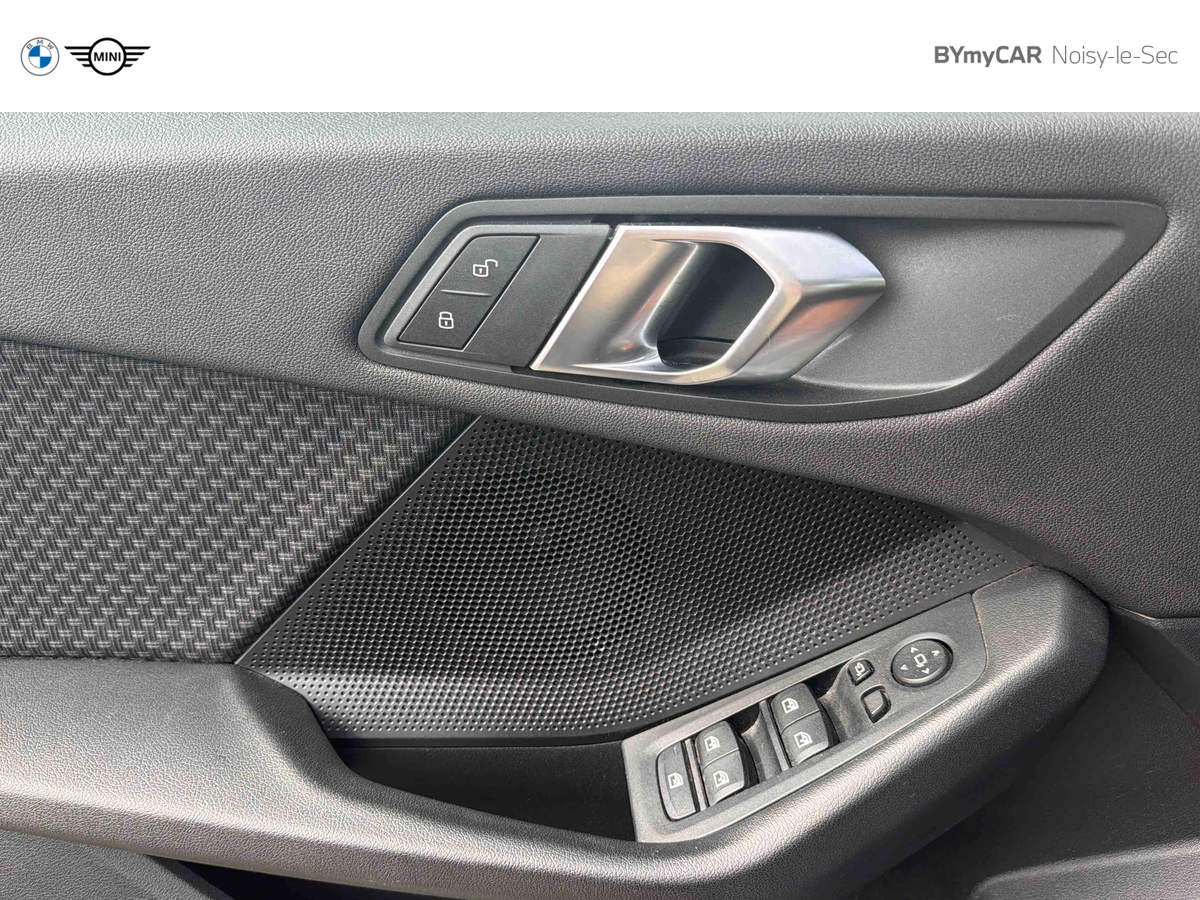 BMW 118i 140 ch DKG7 — photo 19