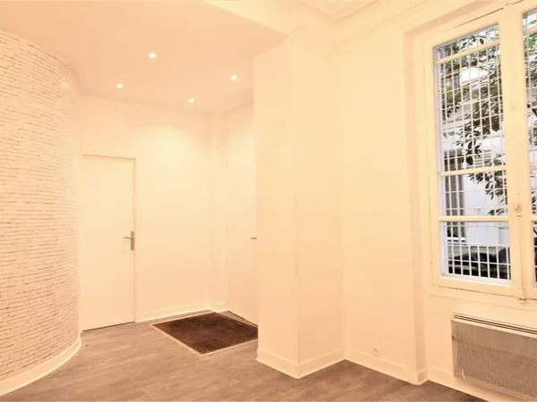 Bureaux 63 m²