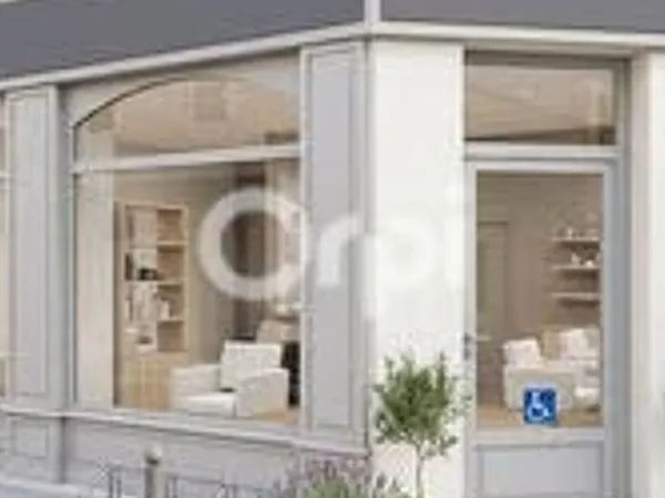 Local commercial 83 m²