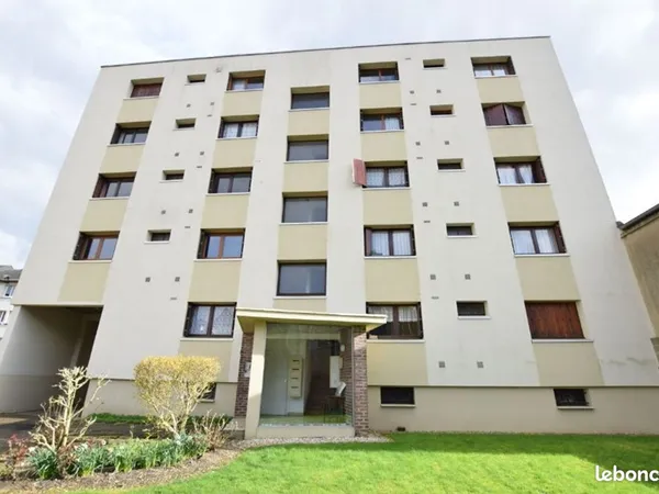 Appartement 4 pièces 82 m²
