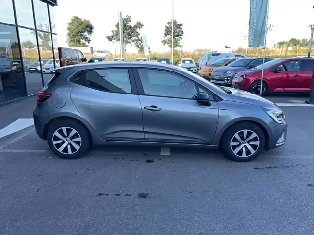 Renault Clio tce 90 — photo 15