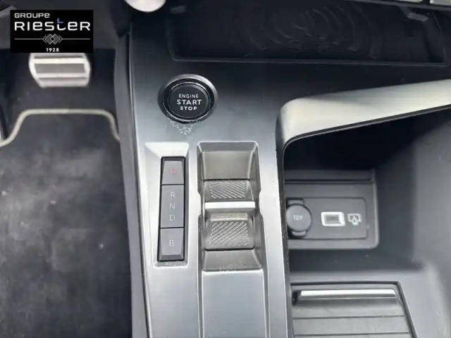 Peugeot 408 phev 225 e-eat8 — photo 14