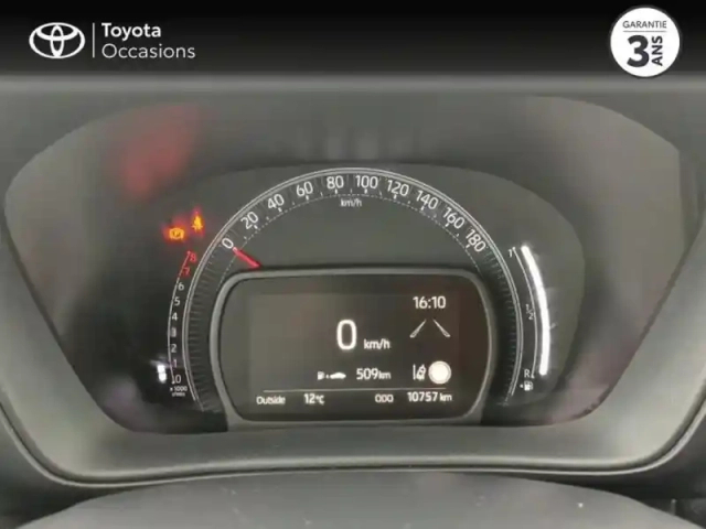 Toyota Aygo X 1.0 vvt-i 72ch design my24 — photo 14