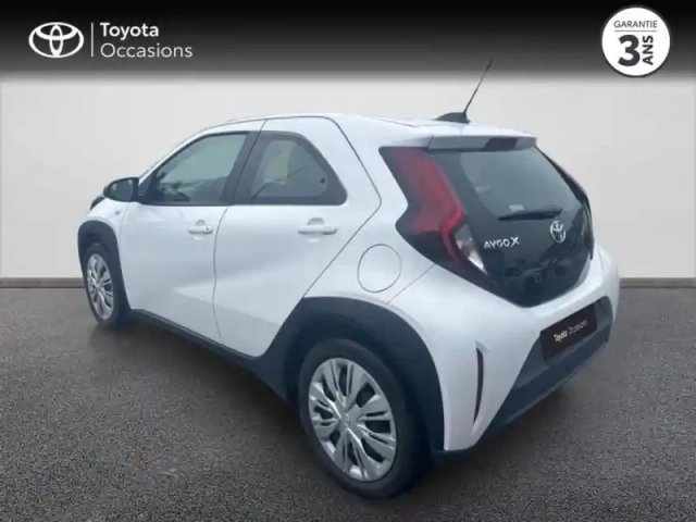 Toyota Aygo X 1.0 vvt-i 72ch dynamic — photo 2
