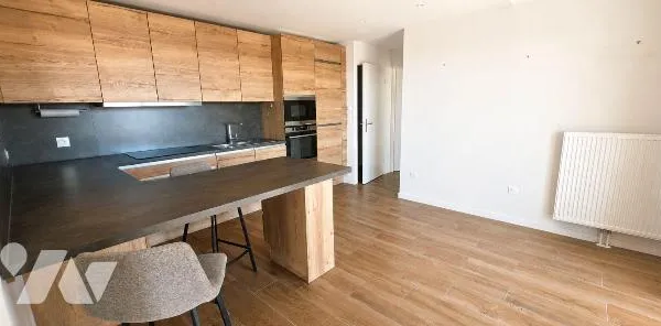 Appartement 6 pièces 93 m²