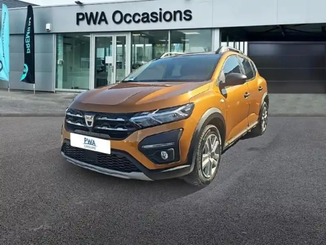 Dacia Sandero 1.0 tce 90ch stepway essential + pack techno — photo 1