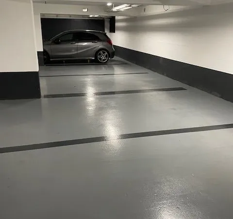 Parking s/sol a louer