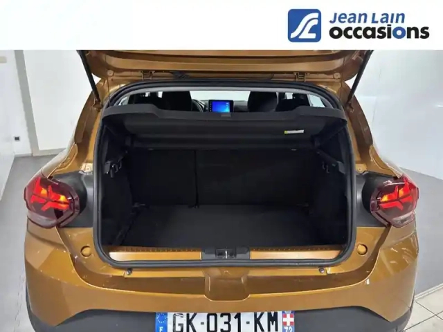 Dacia Sandero tce 90 - 22 — photo 10