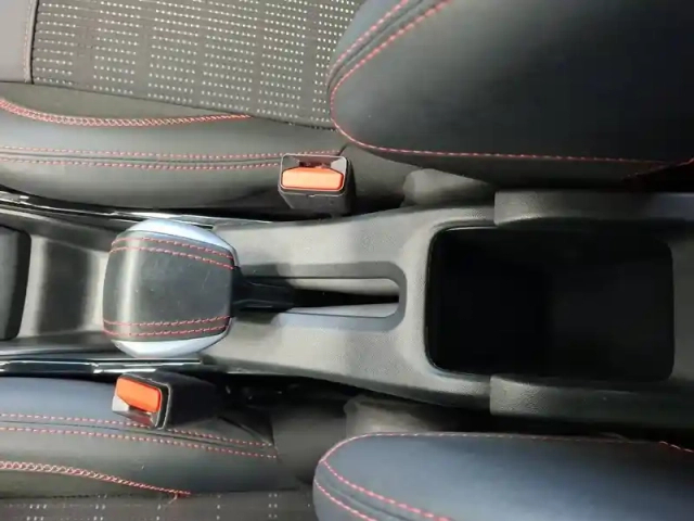 Peugeot 2008 bluehdi 120ch s&amp;s eat6 — photo 35