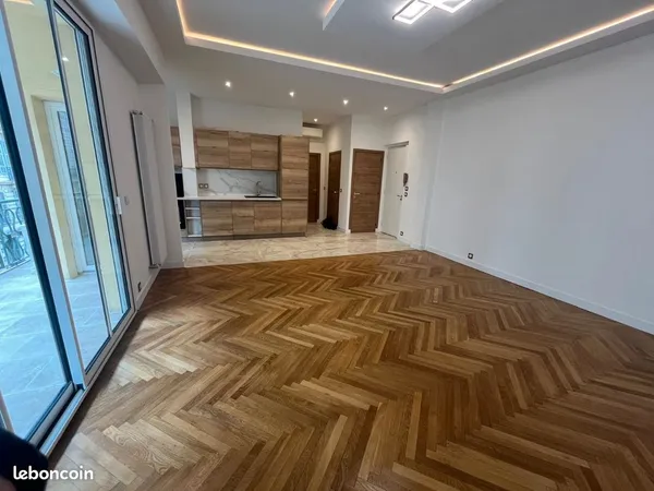 VENDS GRAND T2 ...liberation quartier