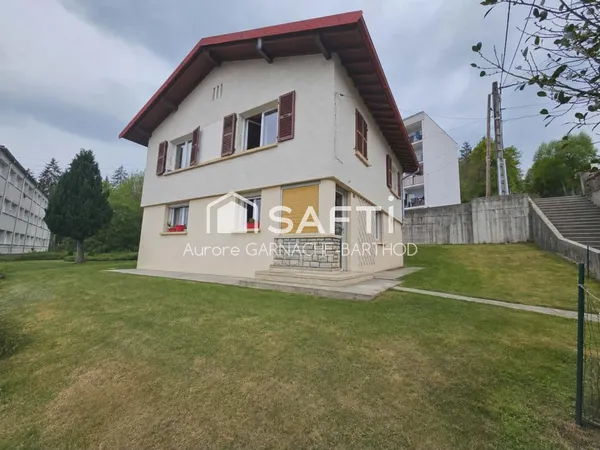 Maison 108 m² avec fort potentiel - Villers-Le-Lac