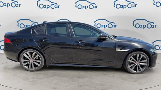 Jaguar XE 2.0 D - 180 CH AWD BVA8 - R-Sport – 2017 – 106953 km – Diesel – Boîte Automatique — photo 34