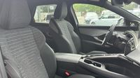 Peugeot 3008 1.2 Hybrid 145ch Allure e-DCS6 — photo 19