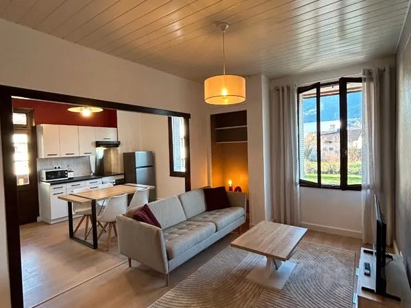 T2 57m² refait à neuf meublé - Plein Sud - Balcon, Parking & Cave