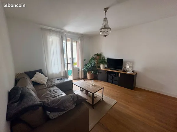 Maison 72 m2 plus garage/atelier 85 m2 secteur Cartoucherie