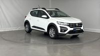 Dacia Sandero 1.0 TCe 90ch Stepway Confort — photo 3