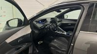 Peugeot 3008 1.2 PureTech 130ch S&S GT EAT8 — photo 11
