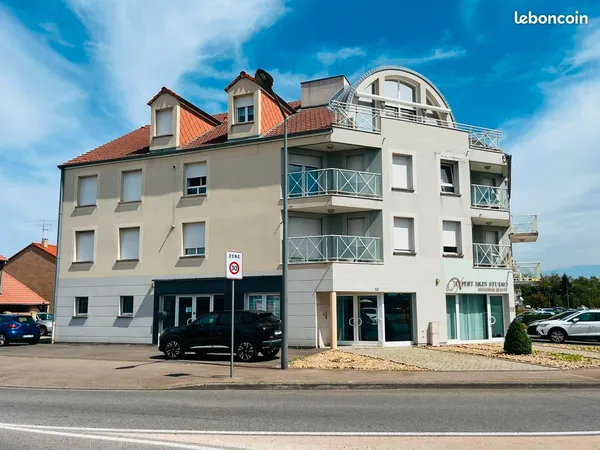 F2 54 m² avec balcon et garage fermé